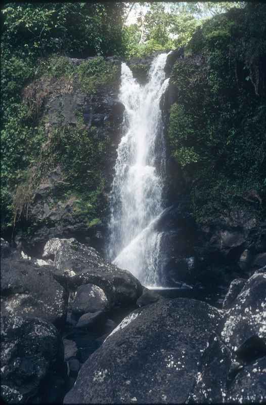 Liduduhniap Falls