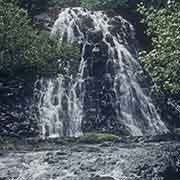 Kepirohi Falls, Madolenihmw