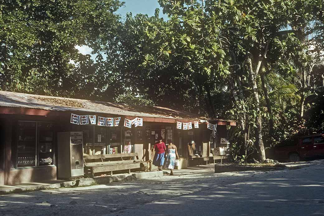 Shops in Ruul