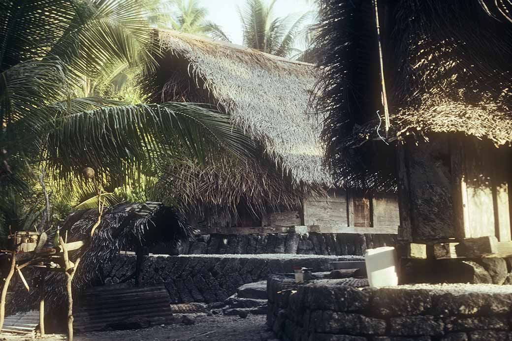 Traditional houses, Eauripik