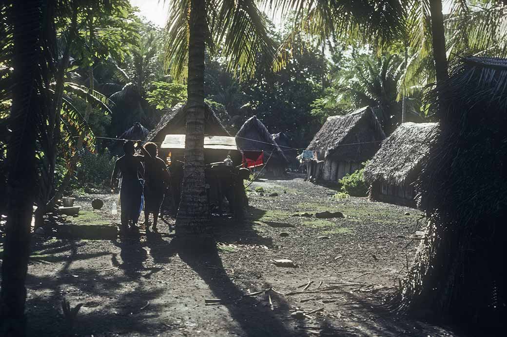 Traditional houses, Faraulep