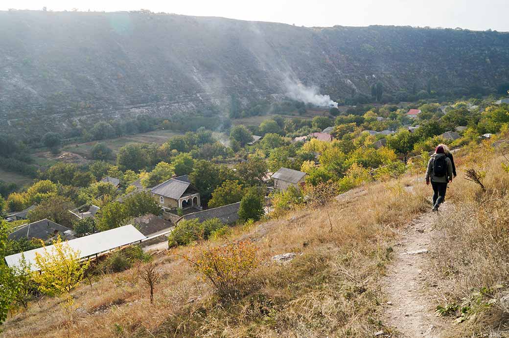 Walking back to Butuceni