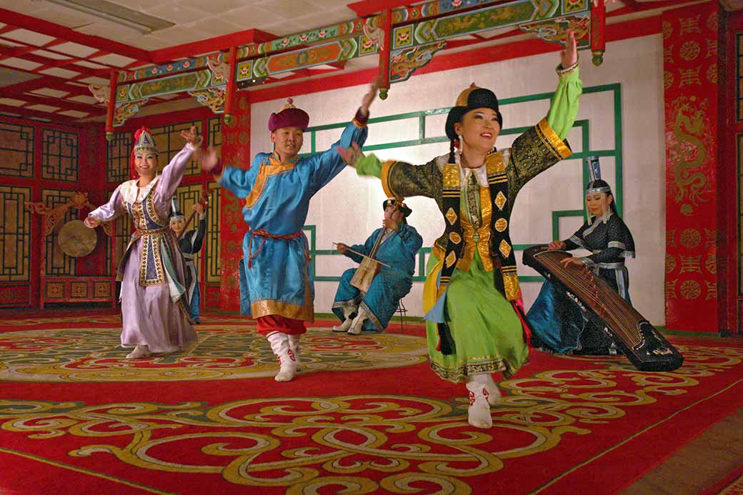 Mongolian dance