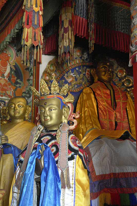 Tibetan style statues