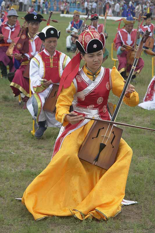 Playing the Morin Khuur