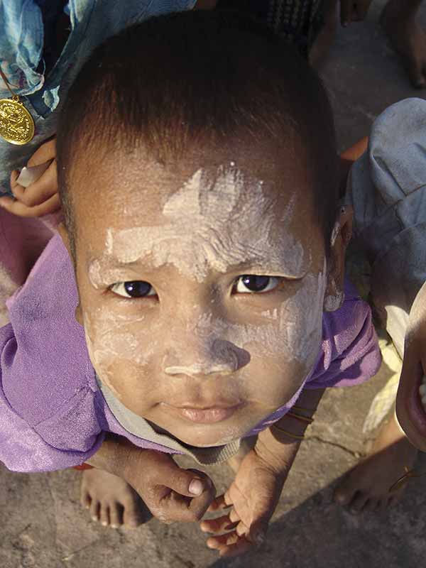 Little girl of Bago