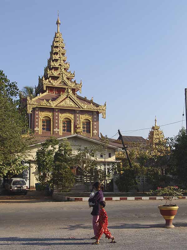 Paya in Hpa-an