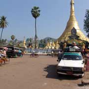 Bus station, Thaton