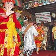 Burmese dancing