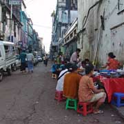 Sidewalk café