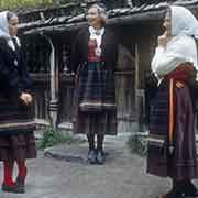 Women in Maihaugen