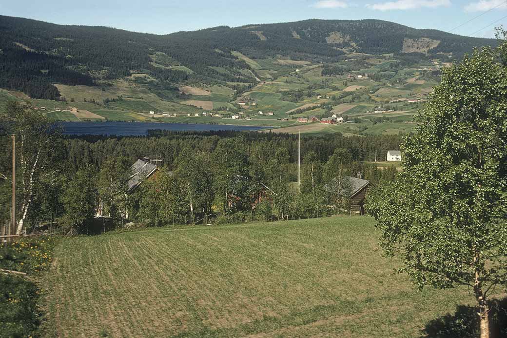 Between Fagernes and Valdresflya