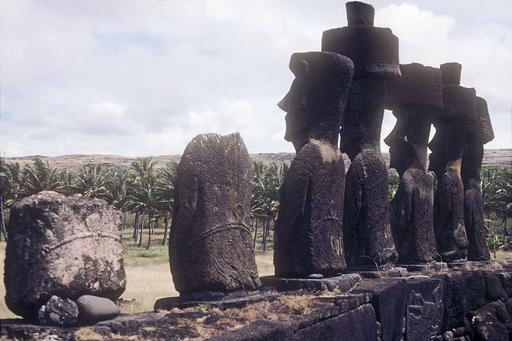 Seven moai, Ahu Nao-Nao