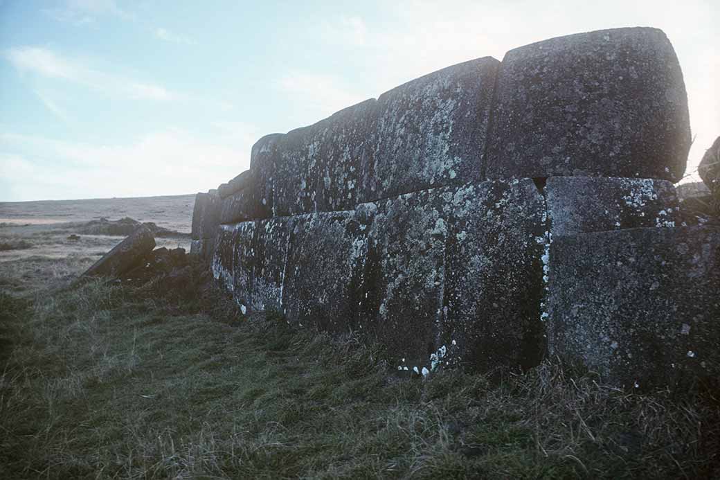 Masonry wall, Ahu Vinapu