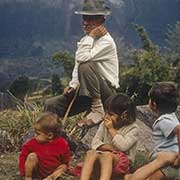 Man and children, Cilaos