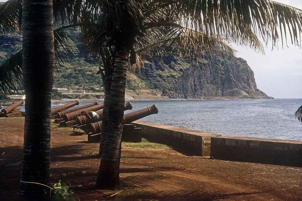 Cannons at Le Barachois