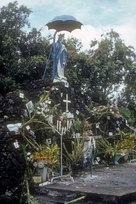 La Vierge au Parasol