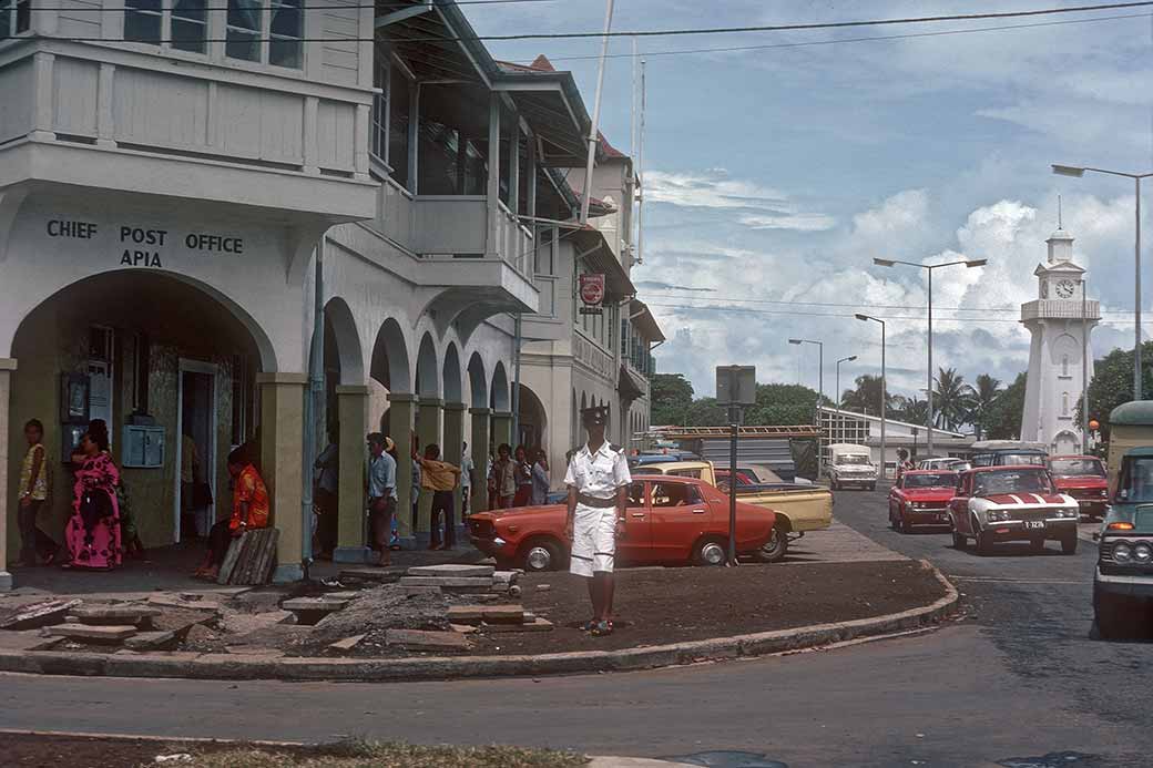 Main Beach Road