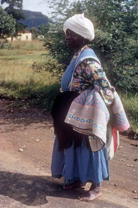 Tembu woman, Cala