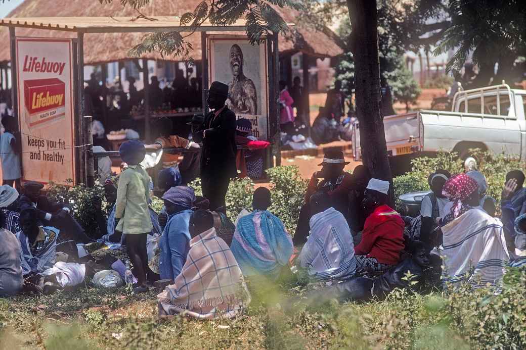 Women near the market, Sibasa