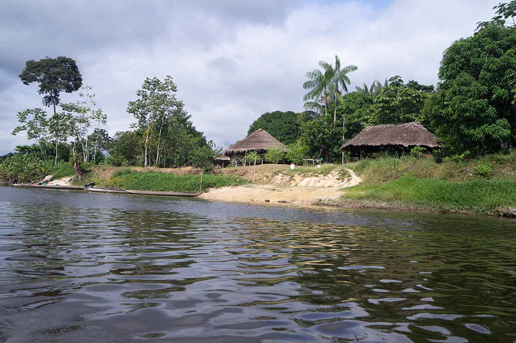 Tiriyó houses in Palumeu