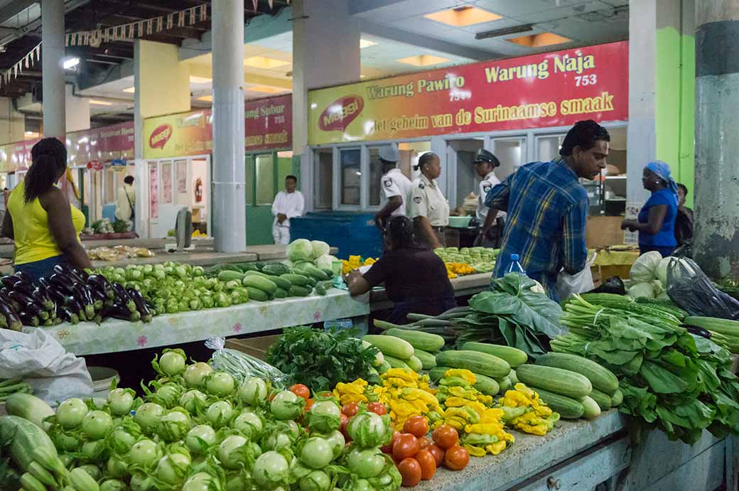 Selling vegetables, Paramaribo