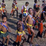 Small girls dancing