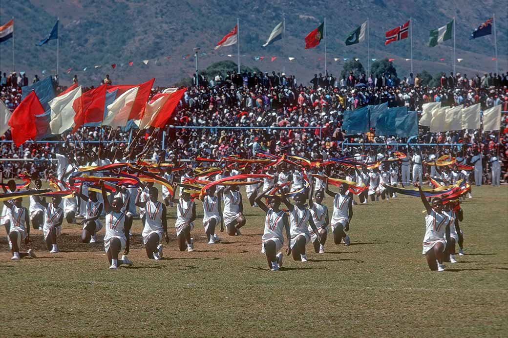 Flags and streamers