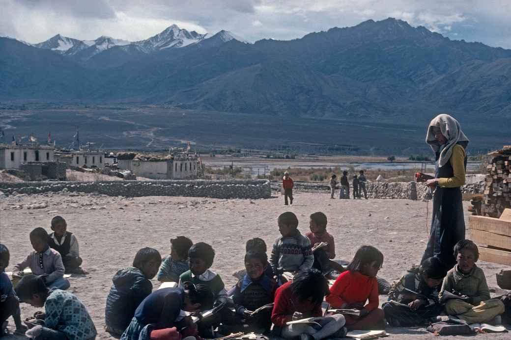 Tibetan school children