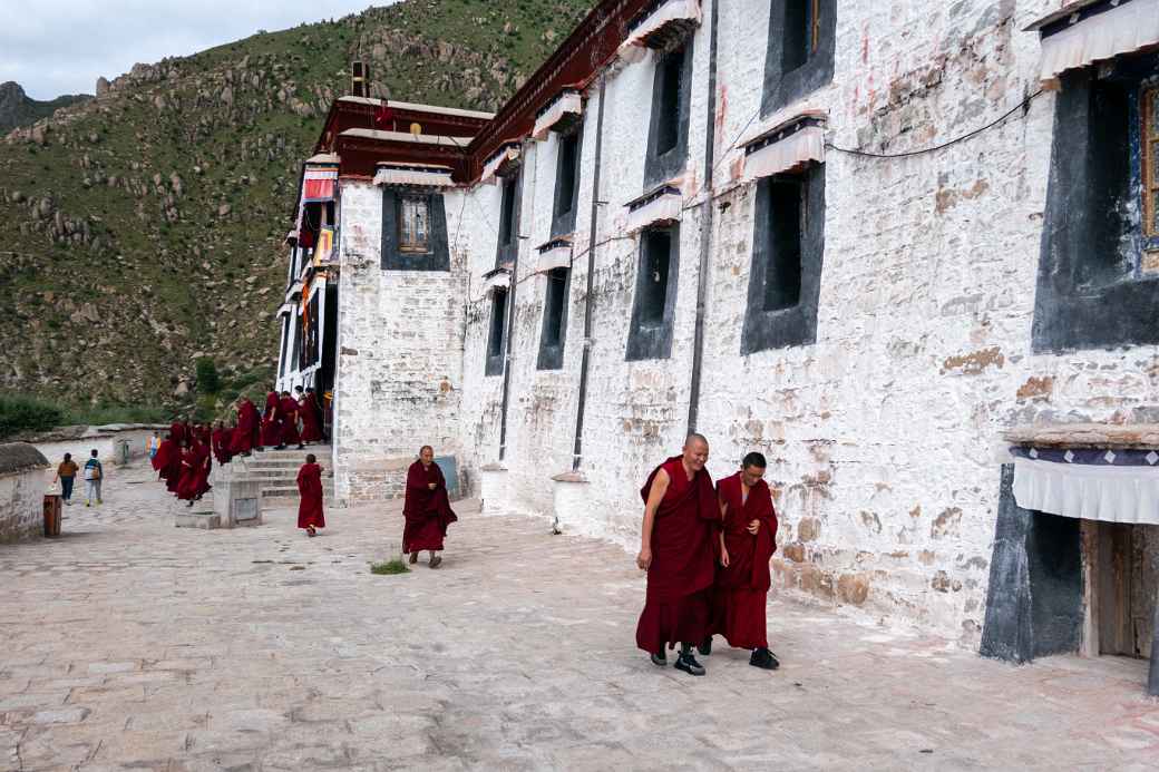 Monks, Drepung Monastery