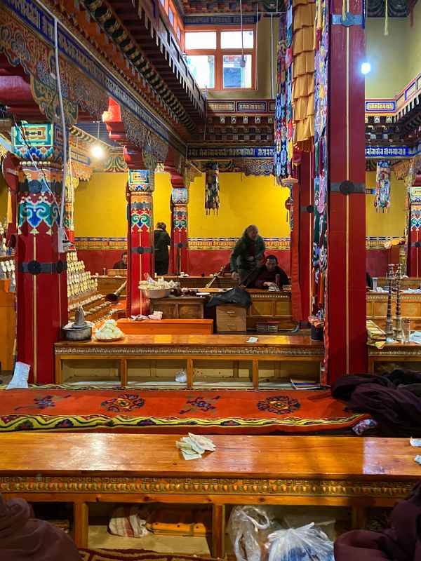 Morning prayers, Rongbuk Monastery