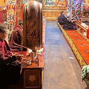 Morning prayers, Rongbuk Monastery