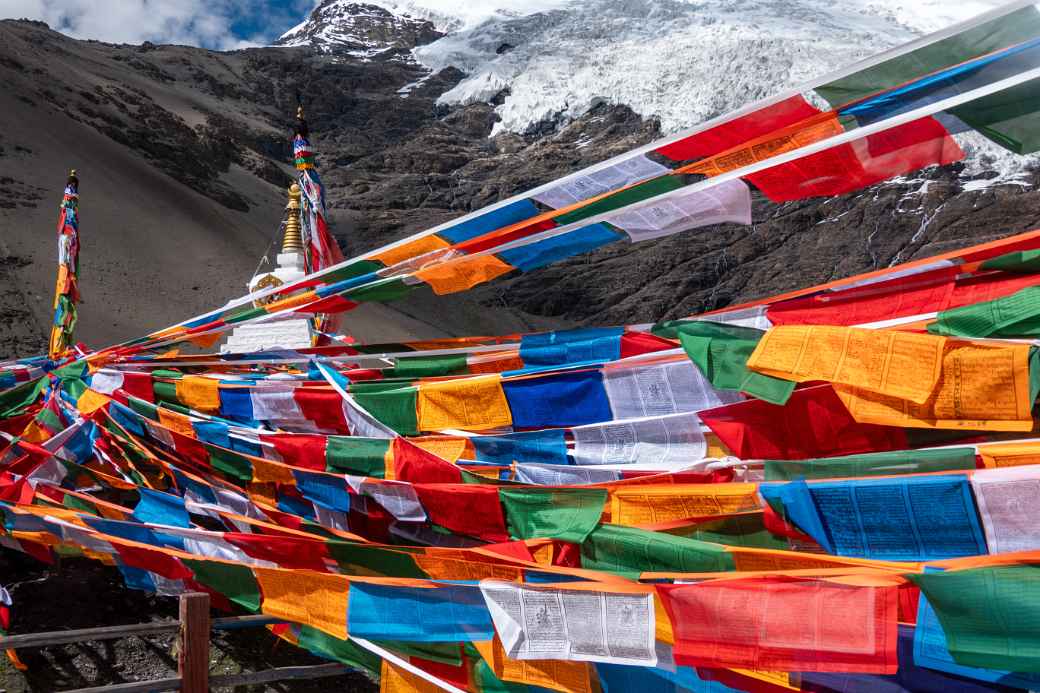 Prayer flags, Karola glacier