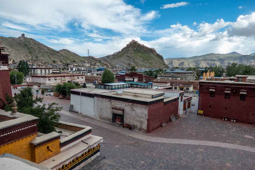 View, Palcho Monastery