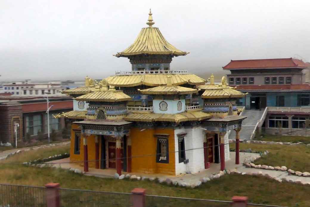 Buddhist temple,  Lhünzhub County