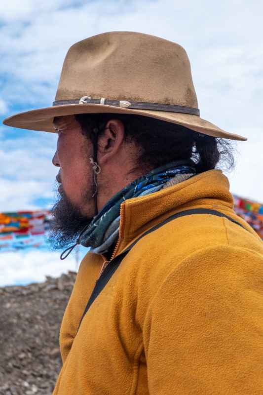 Tibetan man , Guywula Pass