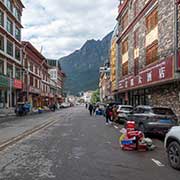 Street in Gyirong