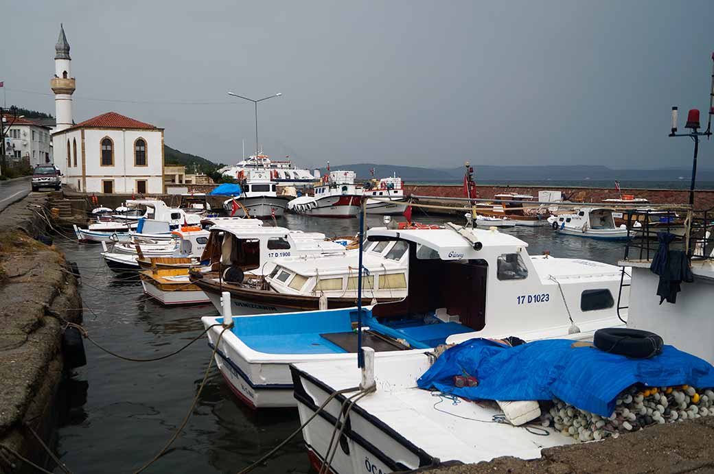 Kilitbahir harbour