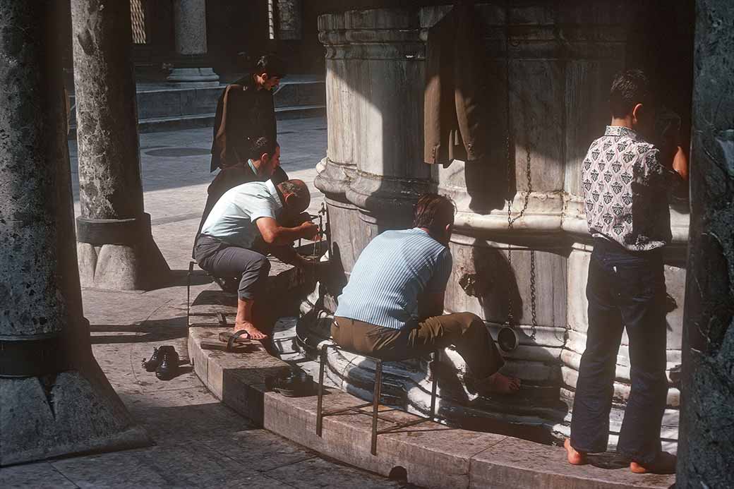 Washing at the fountain