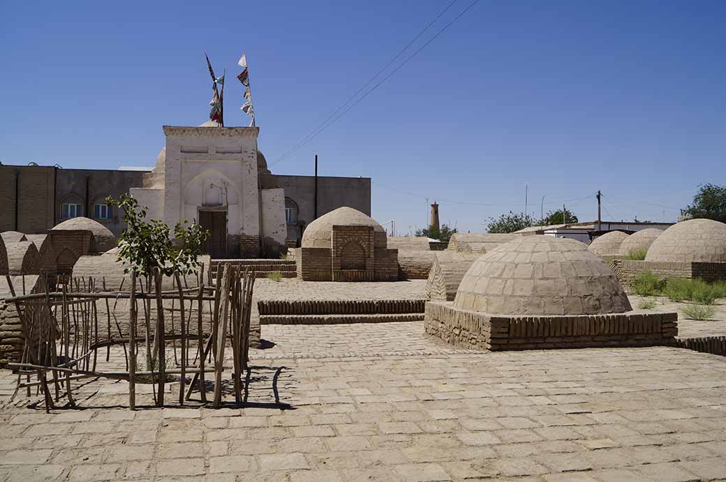 Mausoleum in Dishan Qala