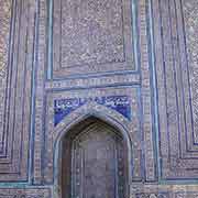 Tiling, harem courtyard