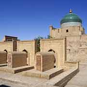 Pahlavan-Mahmud mausoleum