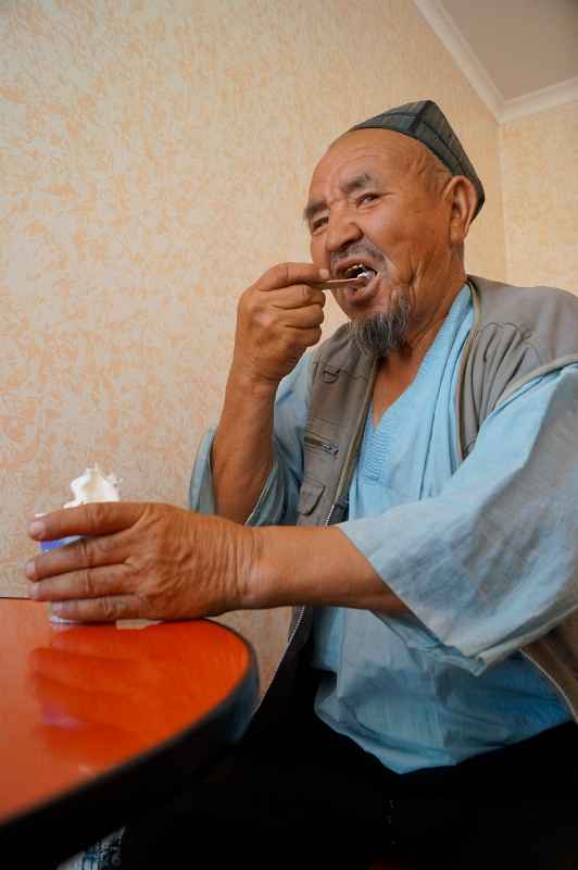 Uzbek man, ice cream