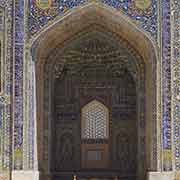 Sher-Dor Madrasah courtyard