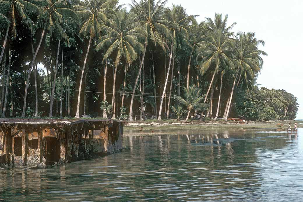 Landing craft, Mokmer