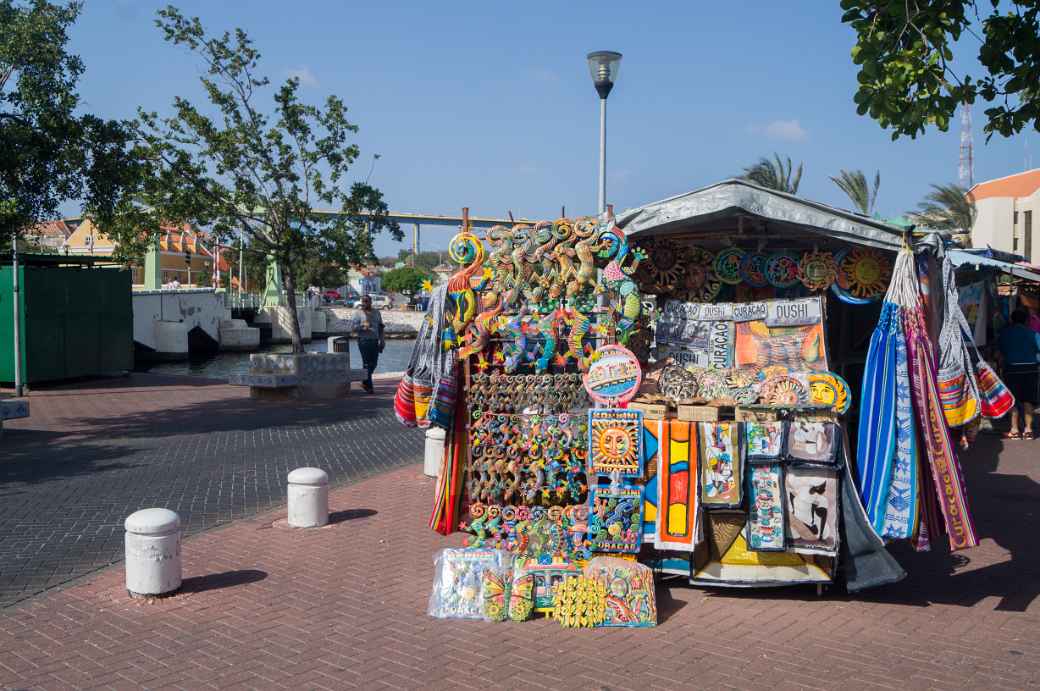 Souvenir stall, Otrabanda, Willemstad