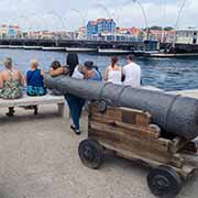 Koningin Emmabrug, Willemstad