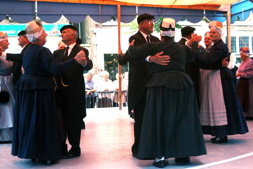 Frisian Folkdancing