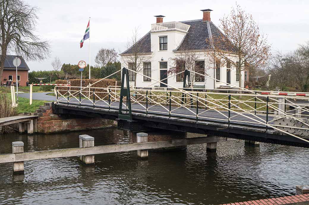 Uiterdijk, Onderdendam