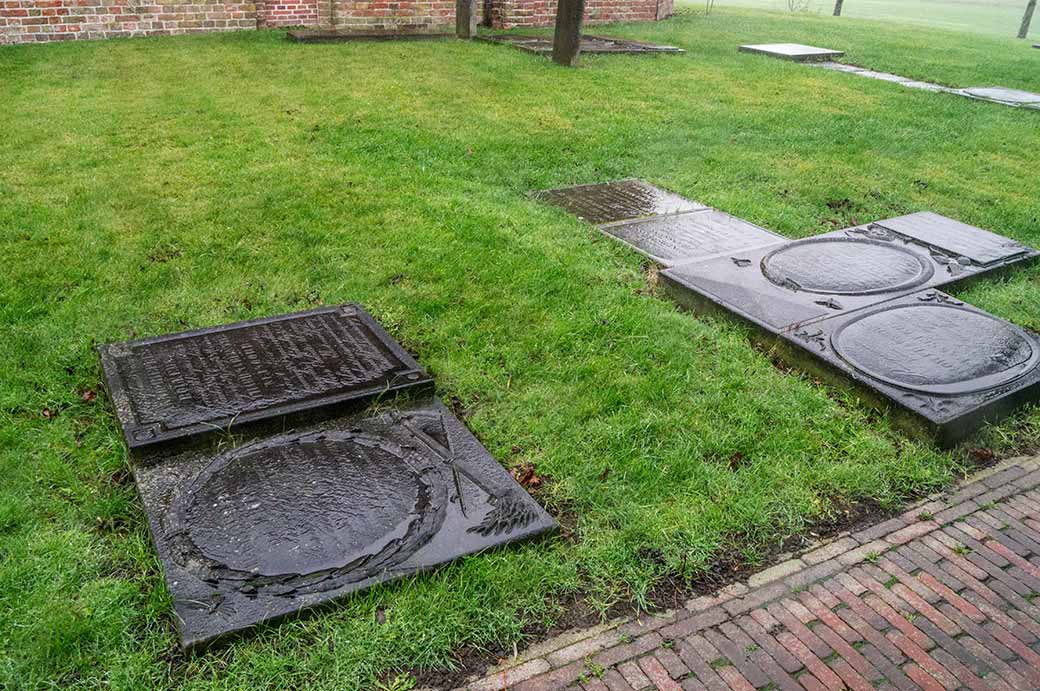 Gravestones on wierde, Ezinge